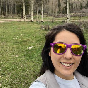 Meet your Posher, Stephanie